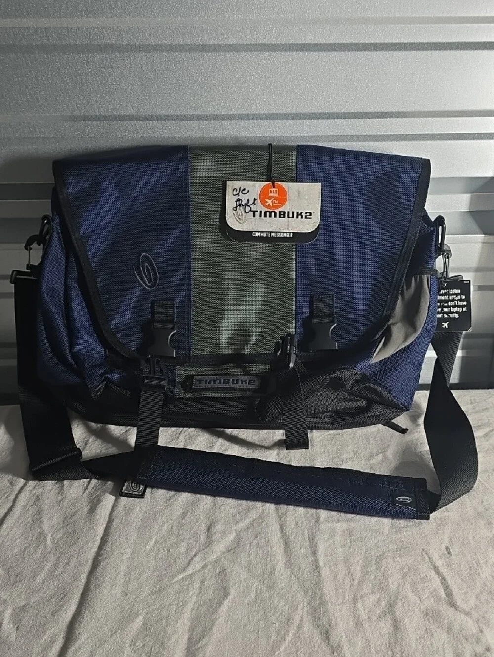 Timbuk2 Navy and Gray Messenger Bag with Black Accents